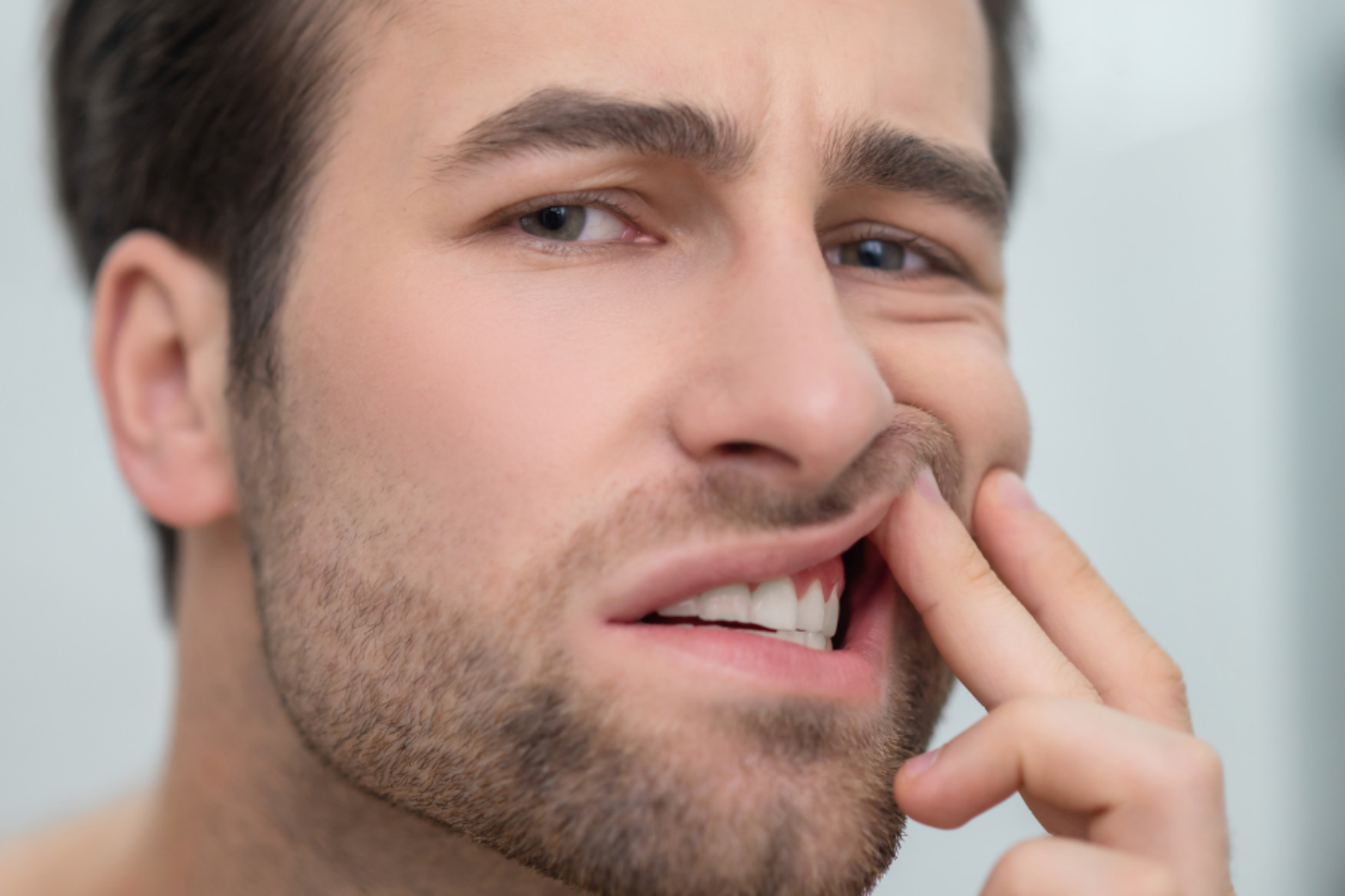 That Random Toothache Might Be a Cracked Tooth—Here is How to Know